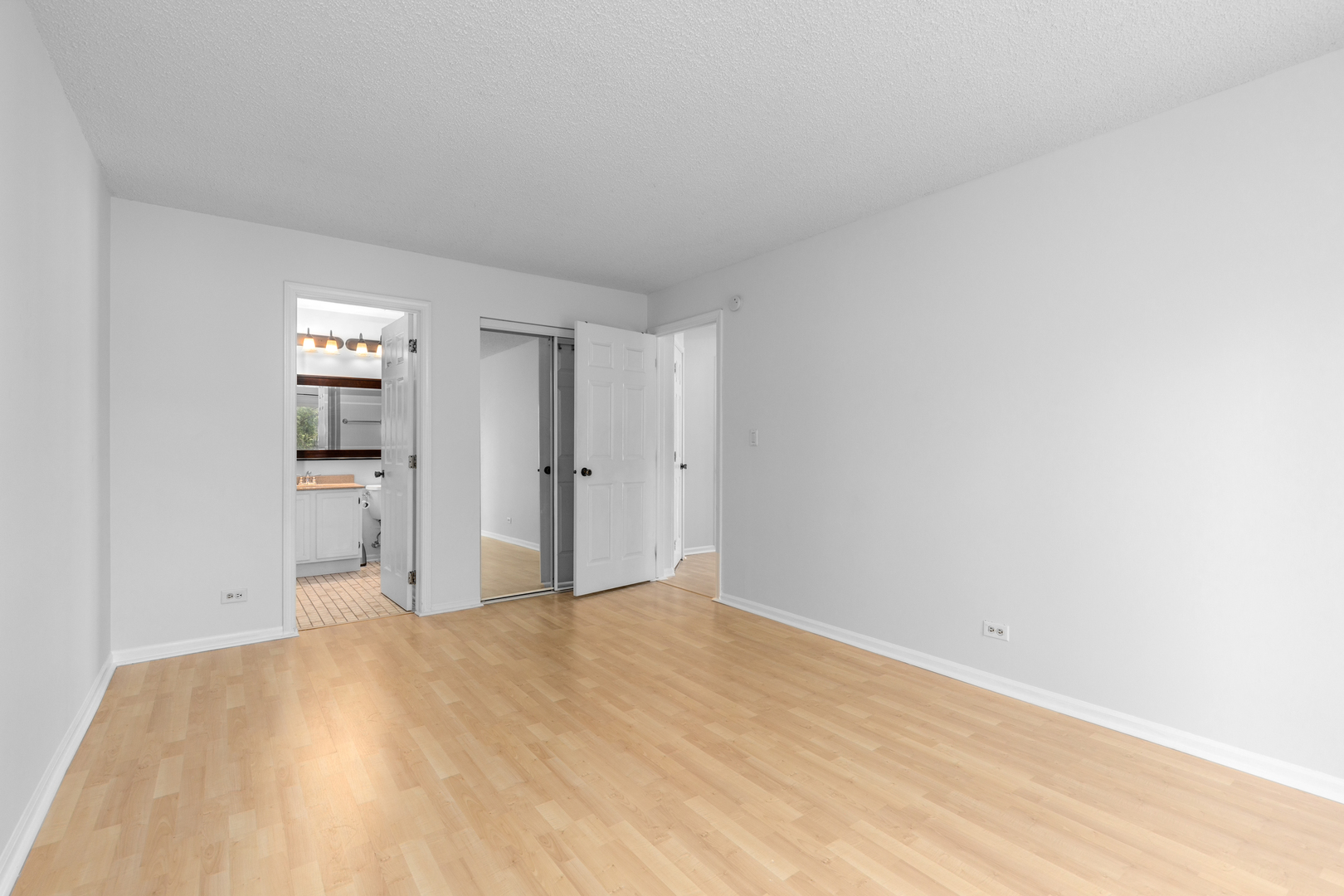 1267 Ranchview Court Buffalo Grove, IL 60089 - Photo 10 of 19