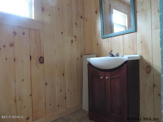 2729 Center Road Moriah, NY 12960 - Photo 5 of 29 Photo 5