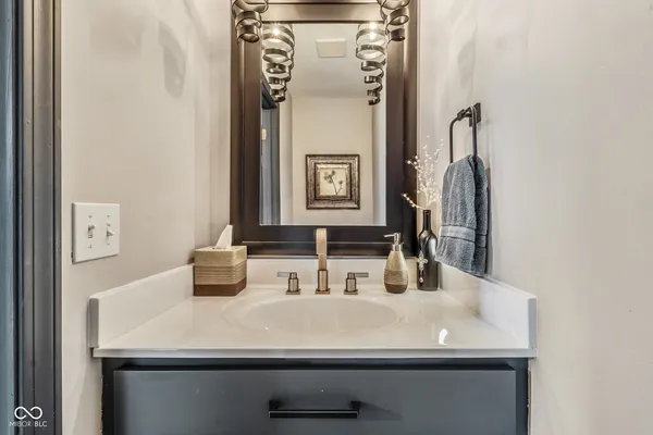 $499,900 | 597 Lasher Drive, Seymour, IN 47274