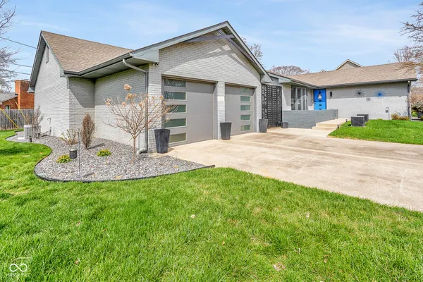 $499,900 | 597 Lasher Drive, Seymour, IN 47274