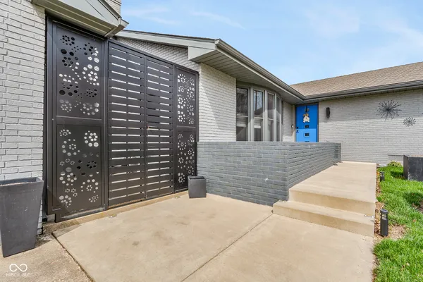 $499,900 | 597 Lasher Drive, Seymour, IN 47274