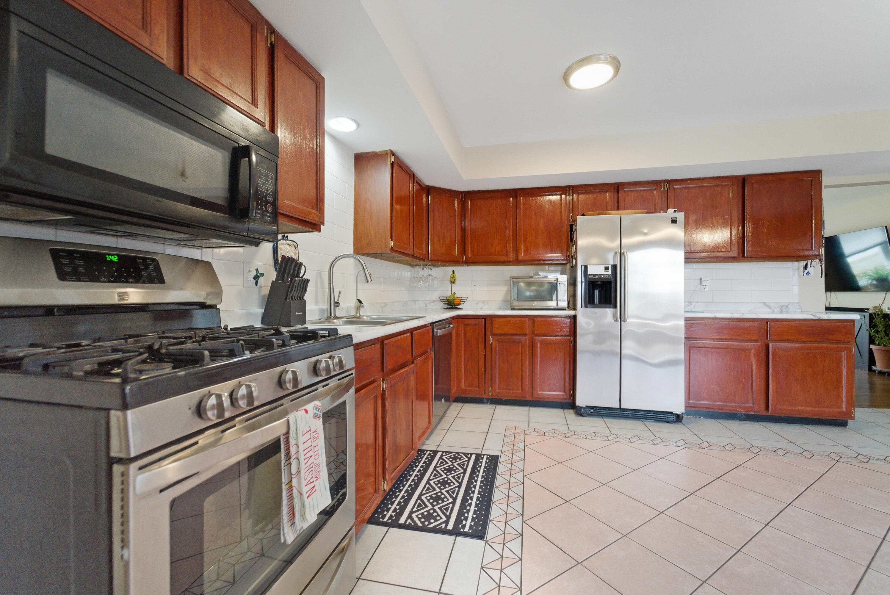 306 Bach Road Schererville, IN 46375 - Photo 11 of 48 2992x2000