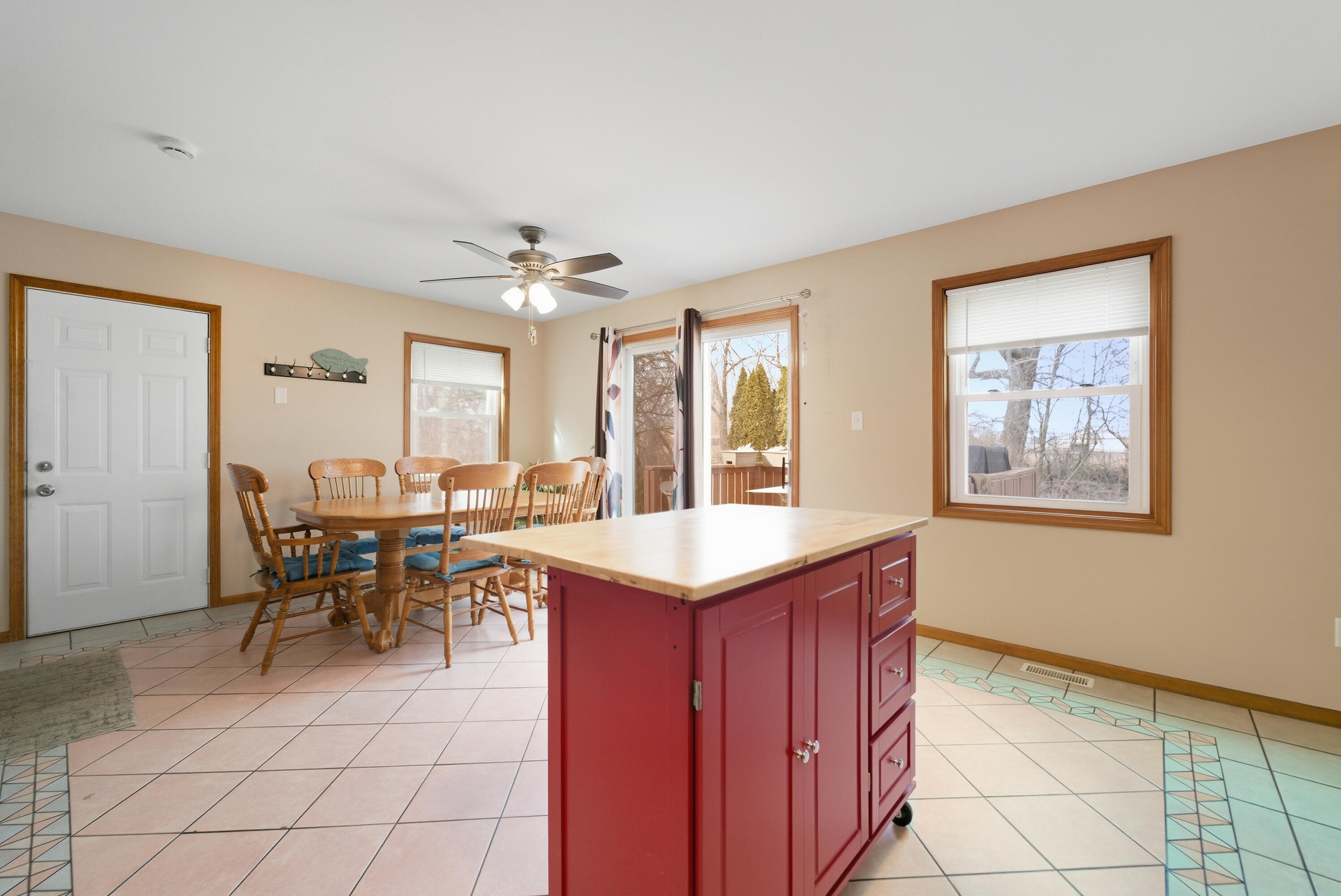 306 Bach Road Schererville, IN 46375 - Photo 16 of 48 2992x2000