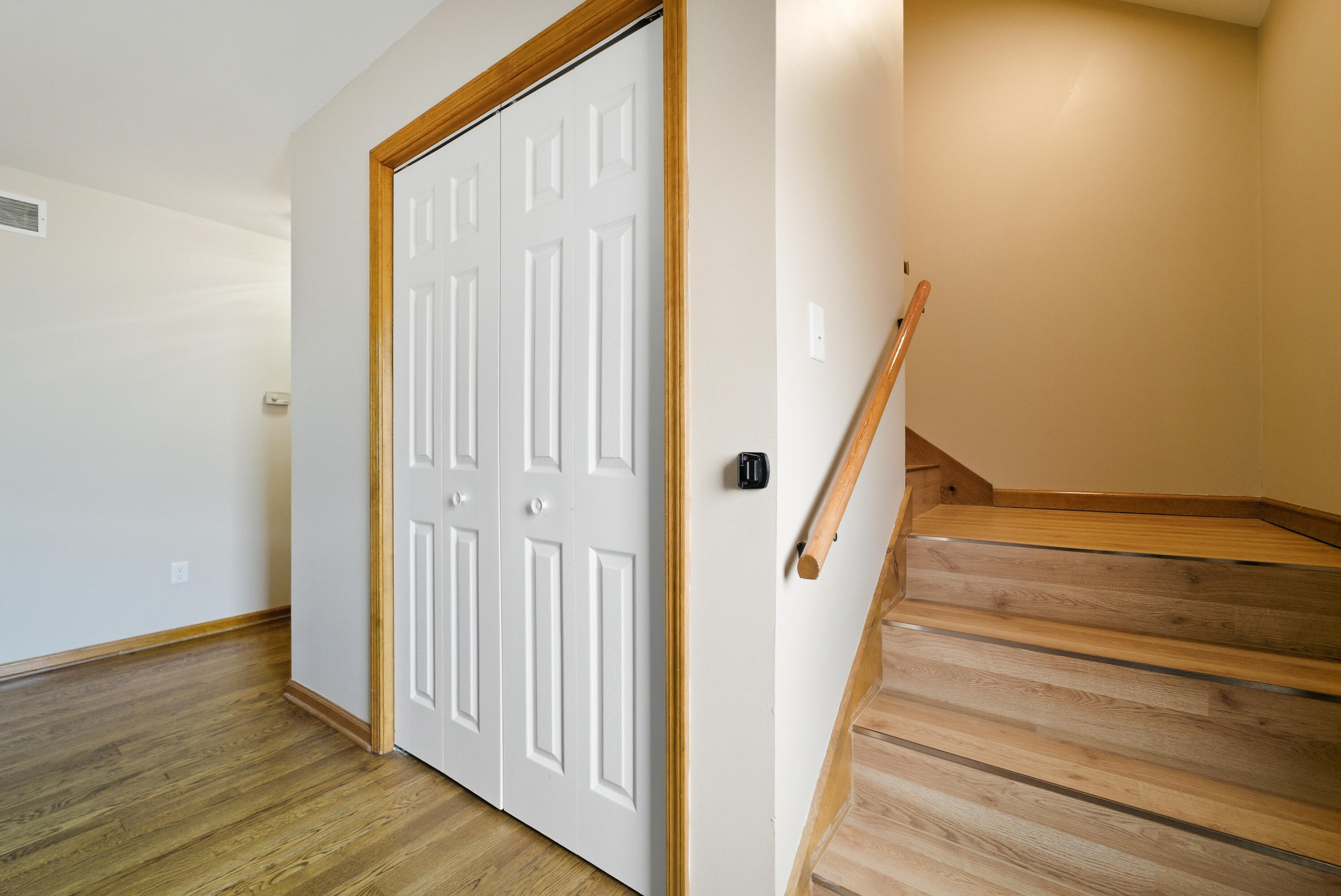 306 Bach Road Schererville, IN 46375 - Photo 7 of 48 2992x2000