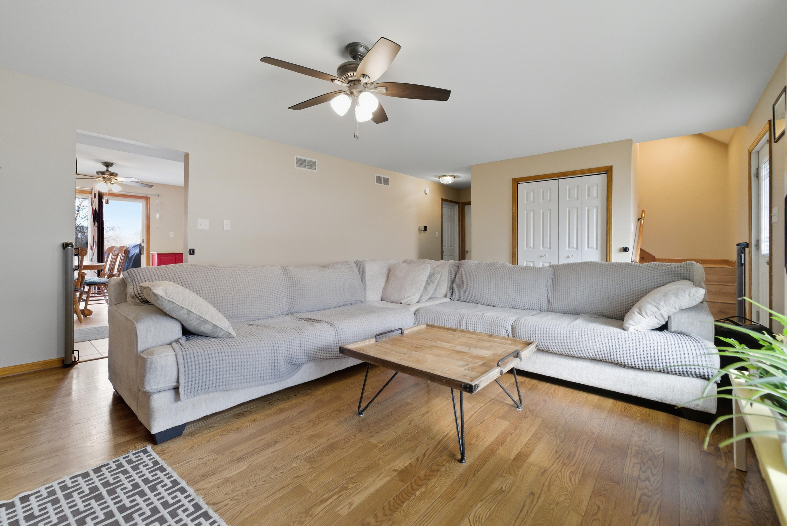 306 Bach Road Schererville, IN 46375 - Photo 8 of 48 2992x2000