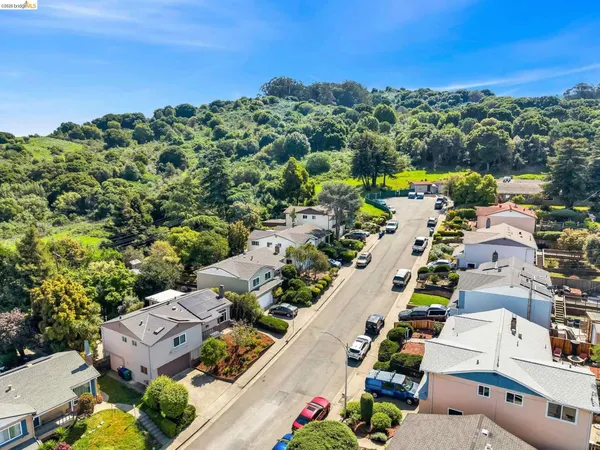 $788,000 | 2164 La Mirada Drive, El Sobrante, CA 94803