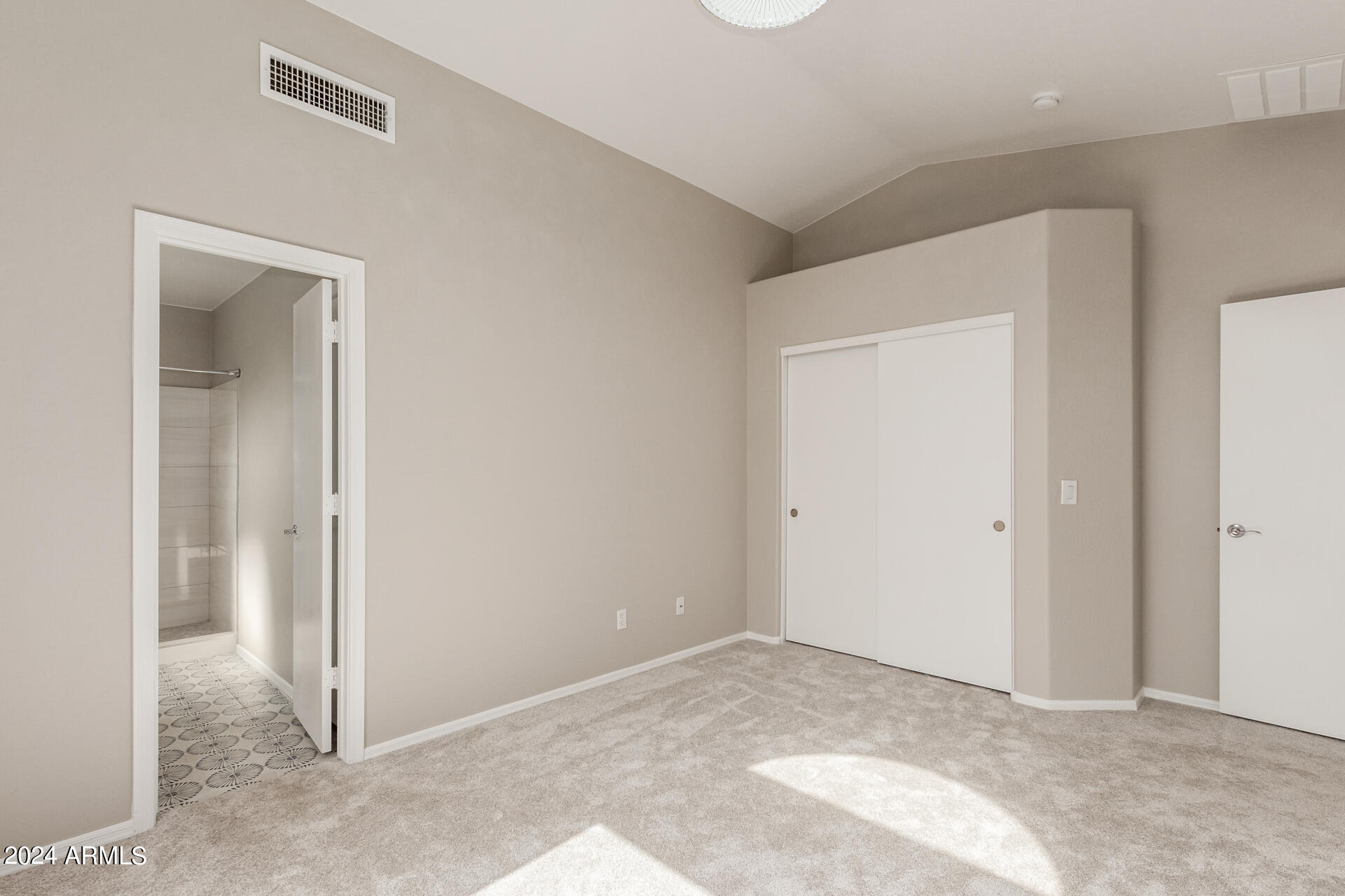 2135 East Danbury Road Phoenix, AZ 85022 - Photo 23 of 34 23 - Danbury