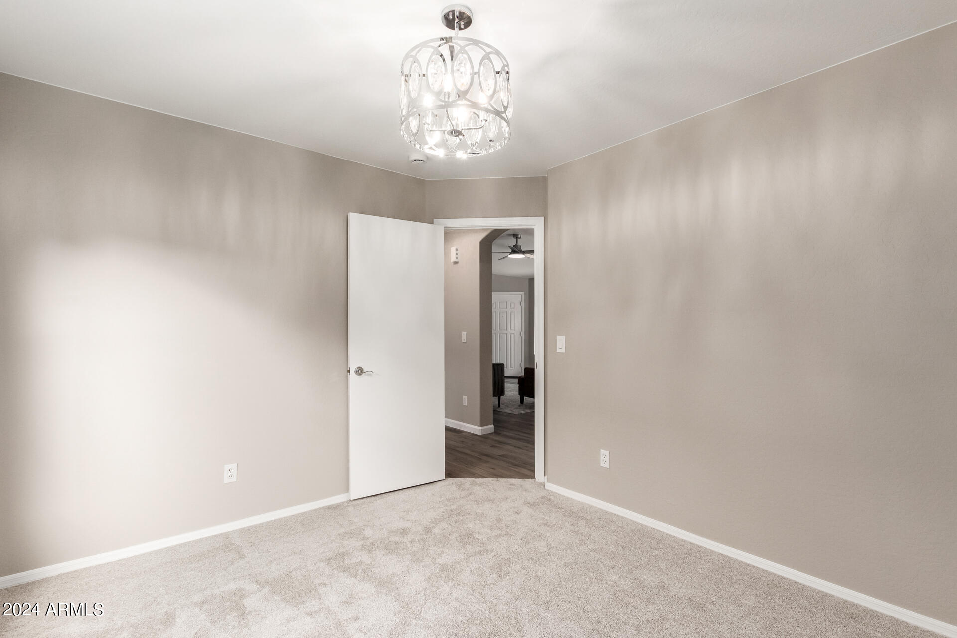 2135 East Danbury Road Phoenix, AZ 85022 - Photo 26 of 34 26 - Danbury