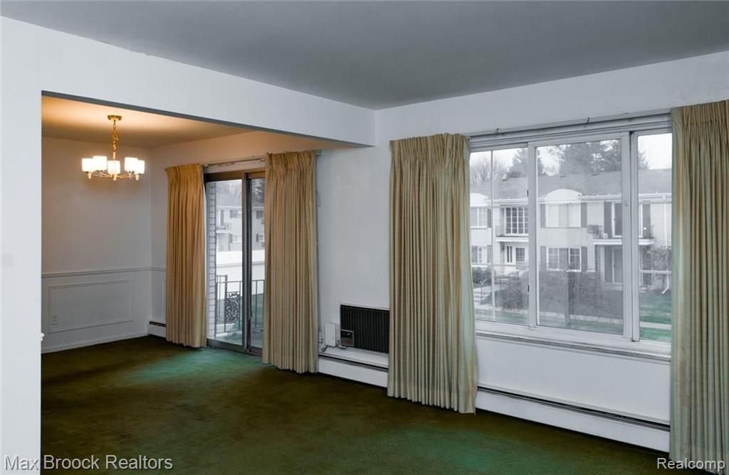 100 West Hickory Grove Road, Unit 4 Bloomfield Hills, MI 48304 - Photo 4 of 11