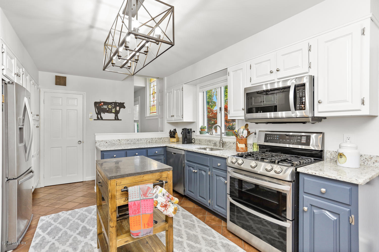 41 Richland Road Greenwich, CT 06830 - Photo 8 of 27 Kitchen