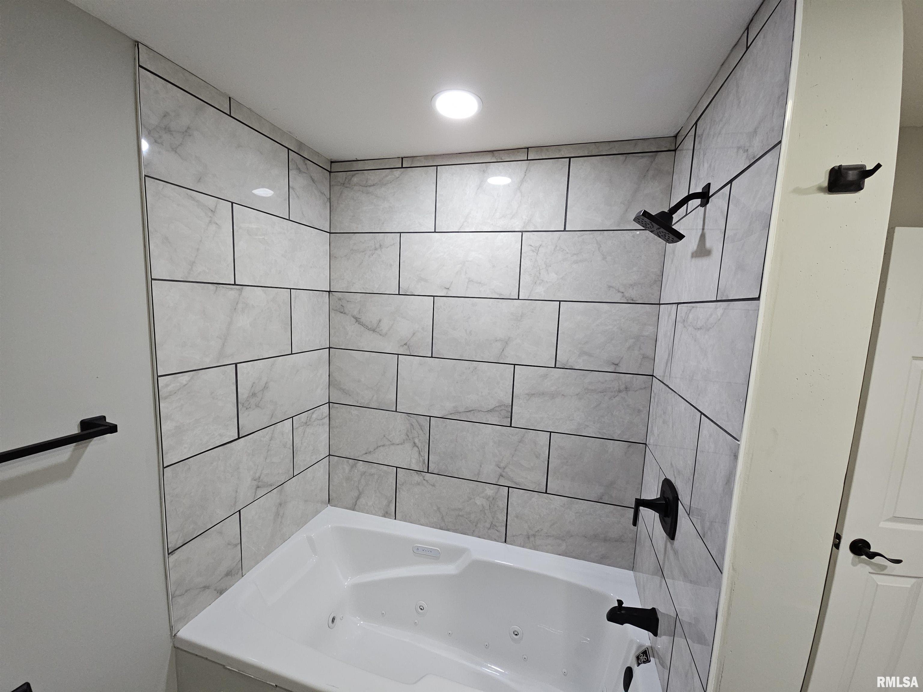 1832 North 20th Street Springfield, IL 62702 - Photo 12 of 17