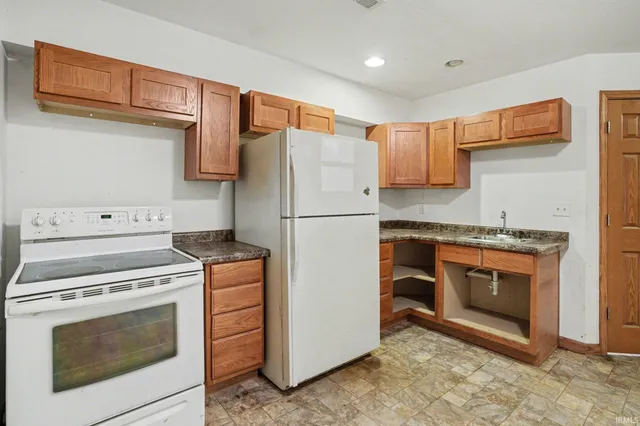 $299,900 | 26200 Leland Road, Elkhart, IN 46514