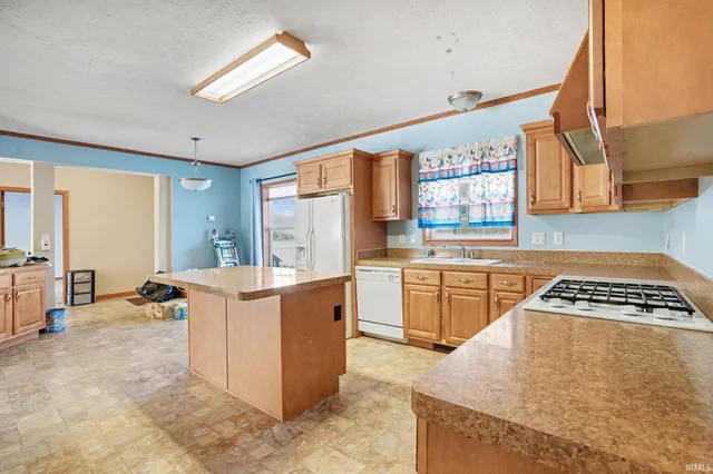 $299,900 | 26200 Leland Road, Elkhart, IN 46514