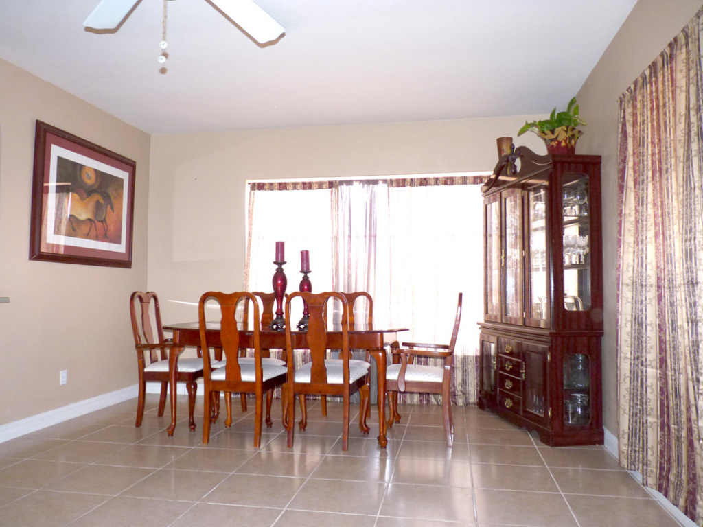1201 East Almeria Road Phoenix, AZ 85006 - Photo 9 of 26 Formal Dining