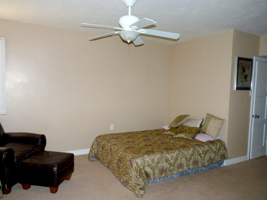 1201 East Almeria Road Phoenix, AZ 85006 - Photo 10 of 26 Master Bedroom