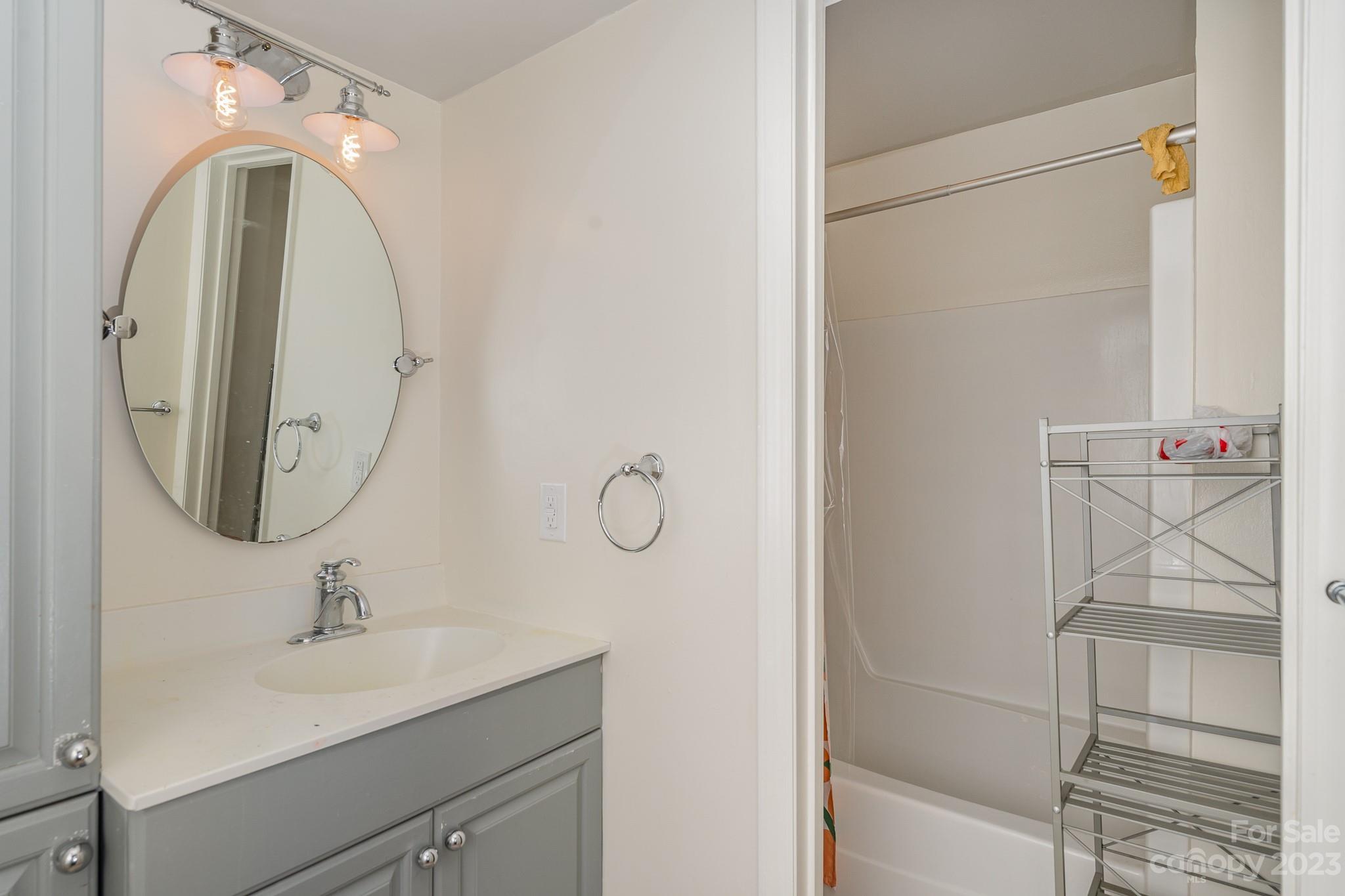 3508 Colony Road, Unit C Charlotte, NC 28211 - Photo 14 of 18 Gallery Image 14