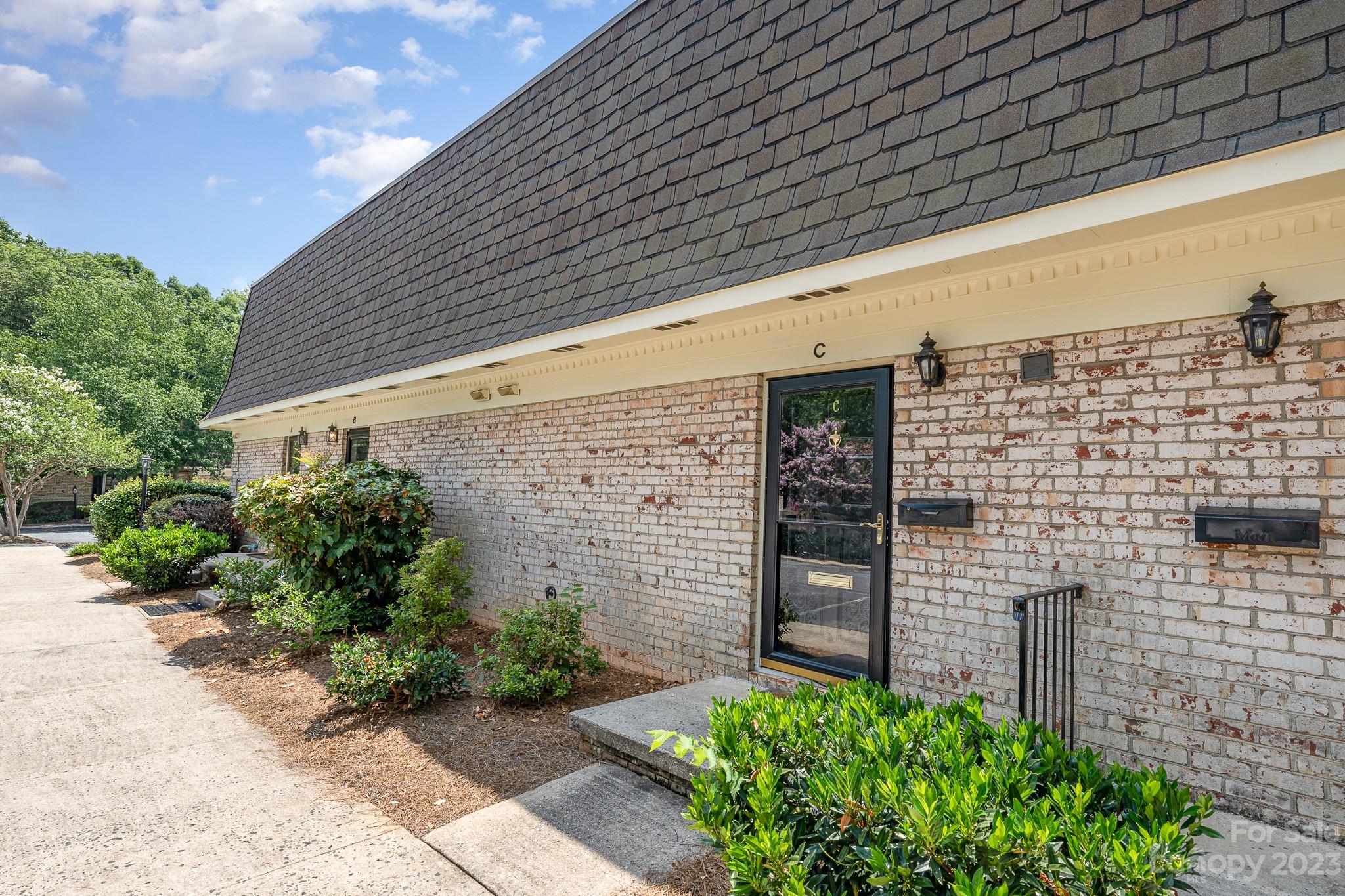 3508 Colony Road, Unit C Charlotte, NC 28211 - Photo 3 of 18 Gallery Image 3