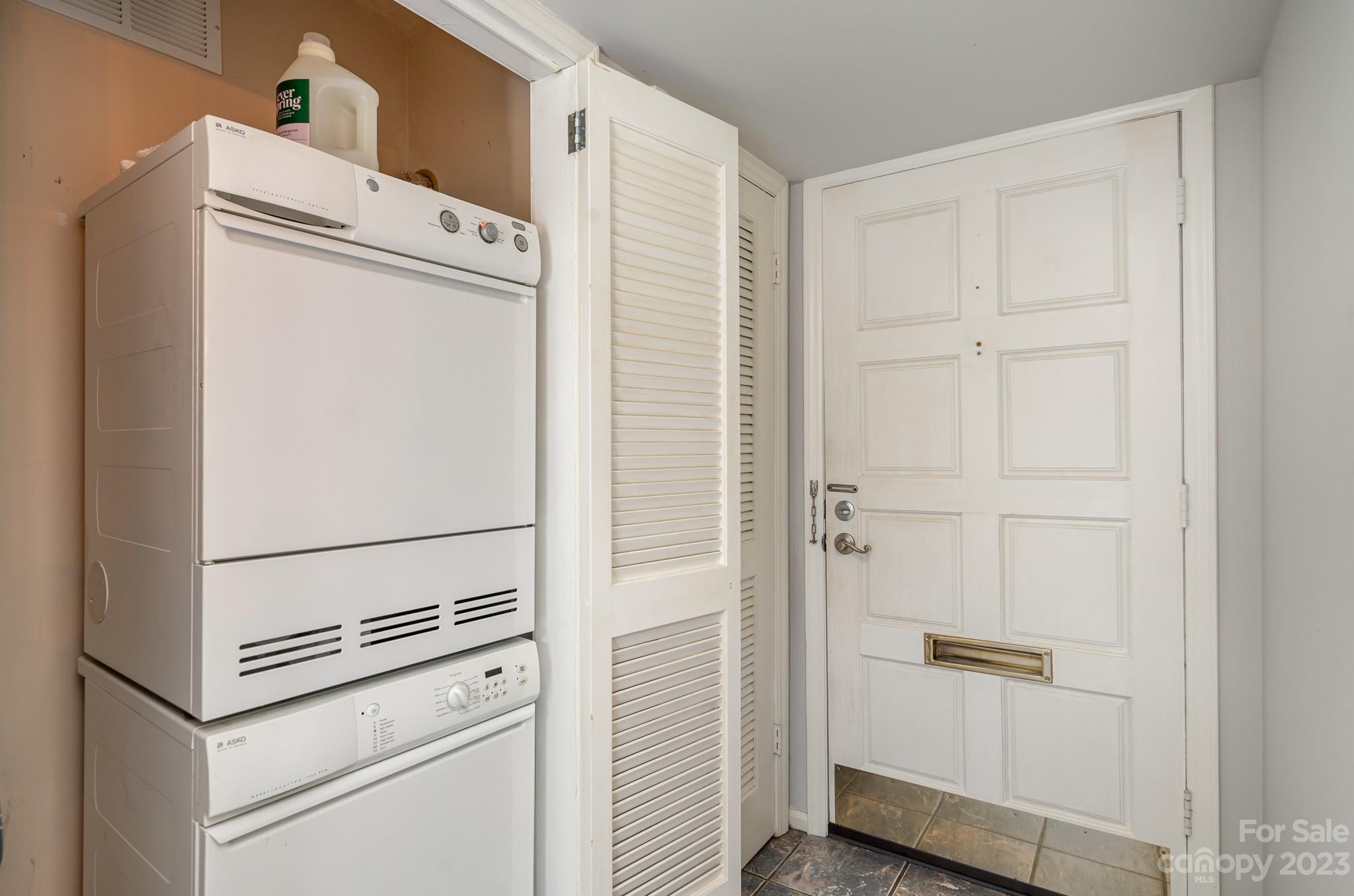 3508 Colony Road, Unit C Charlotte, NC 28211 - Photo 4 of 18 Gallery Image 4
