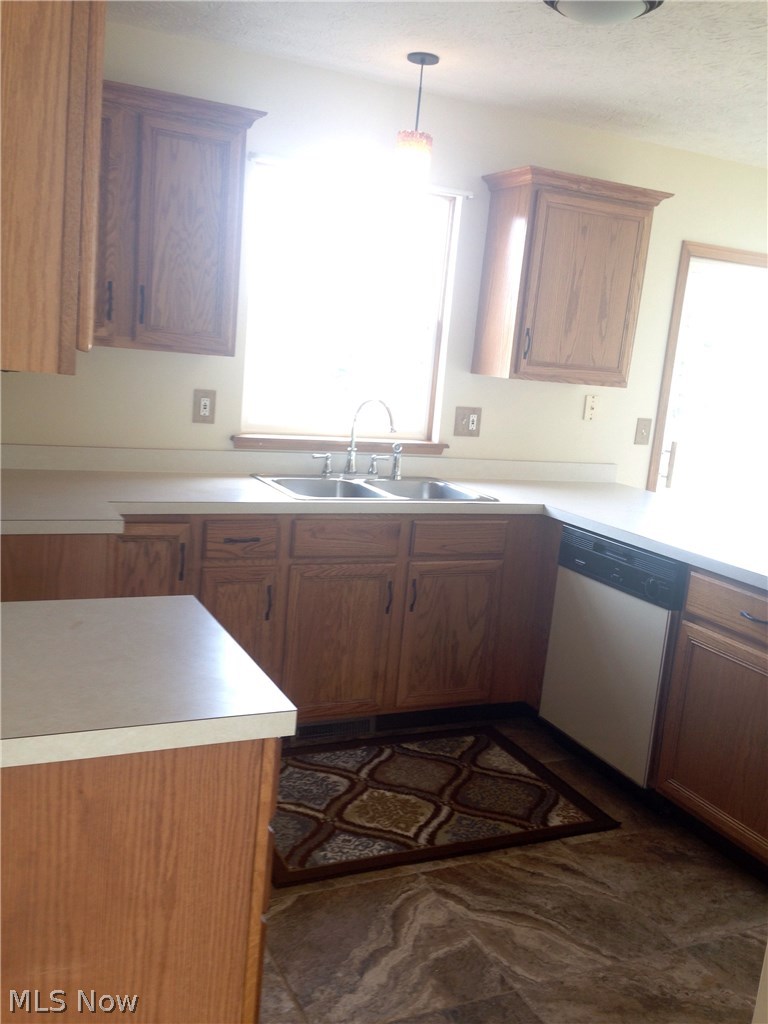 9343 Parkman Road Windham, OH 44288 - Photo 16 of 23 Gallery Image 16