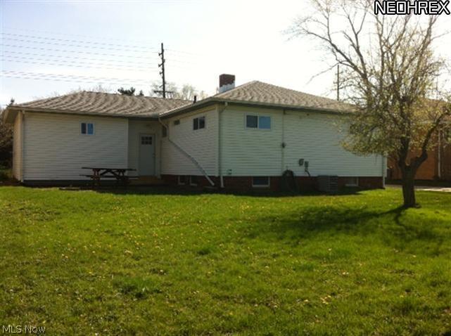 10702 Snow Road Parma, OH 44130 - Photo 13 of 16