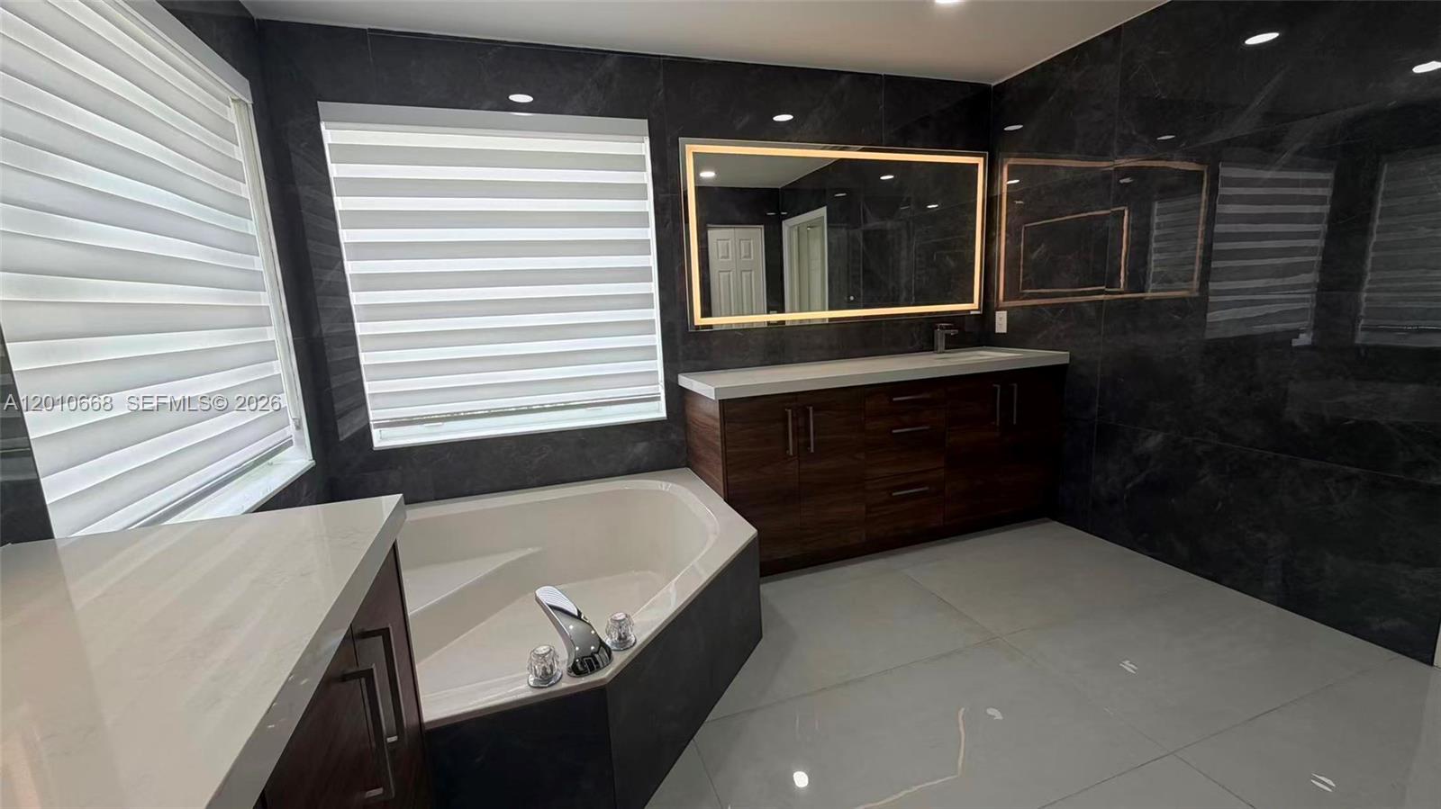 3142 Southwest 173rd Terrace Miramar, FL 33029 - Photo 11 of 18