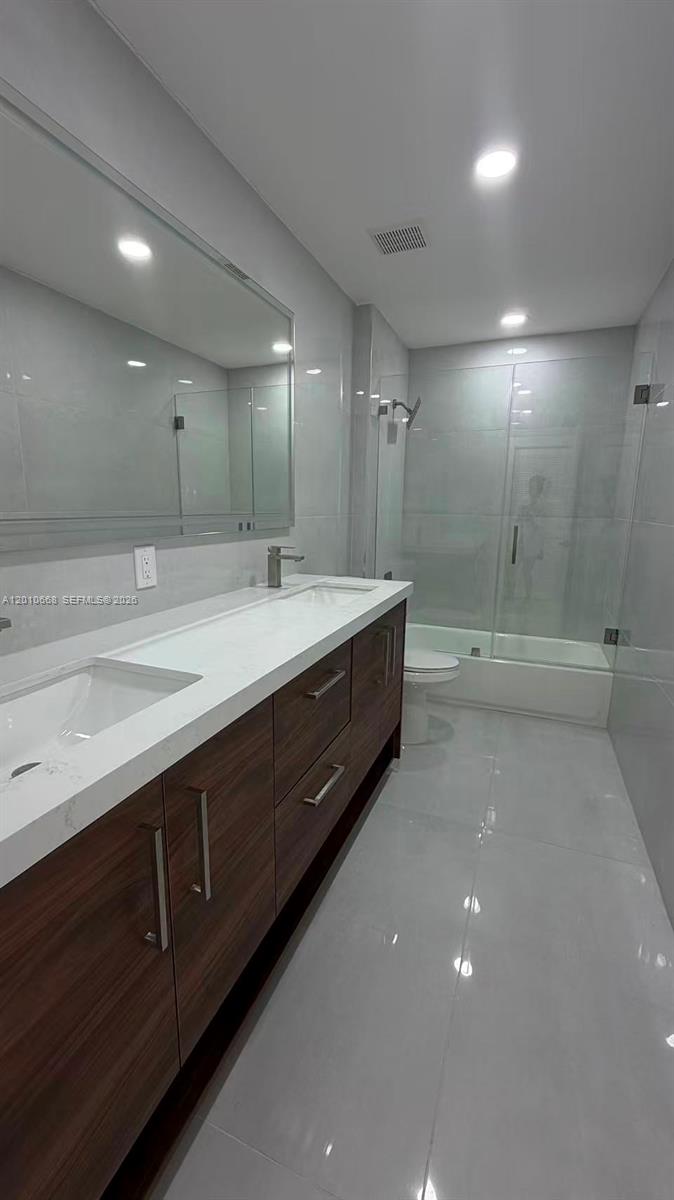 3142 Southwest 173rd Terrace Miramar, FL 33029 - Photo 10 of 18