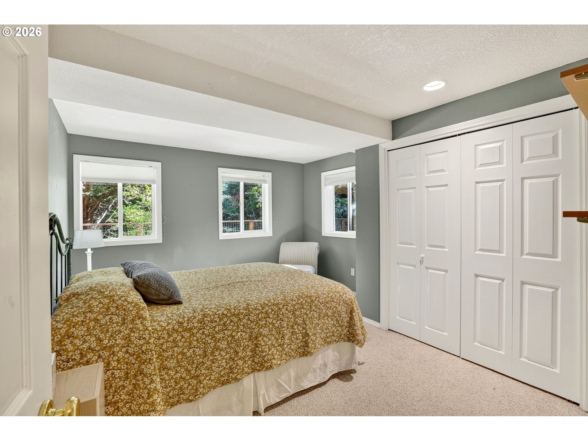 1620 Southwest Maplecrest Drive Portland, OR 97219 - Photo 32 of 48 Bedroom
