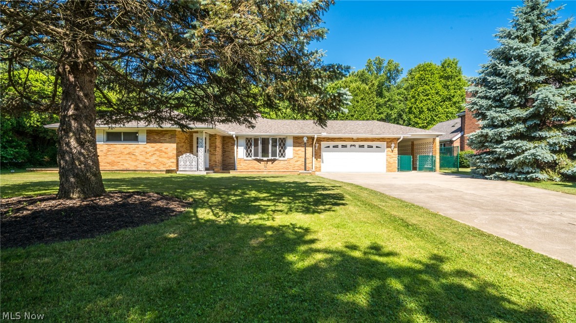9245 Hillside Road Independence, OH 44131 - Photo 1 of 26