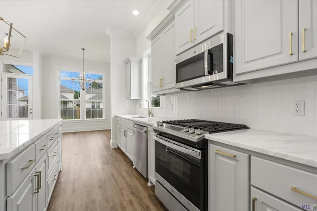 $380,000 | 6642 Oak Crossing Drive, Baton Rouge, LA 70817