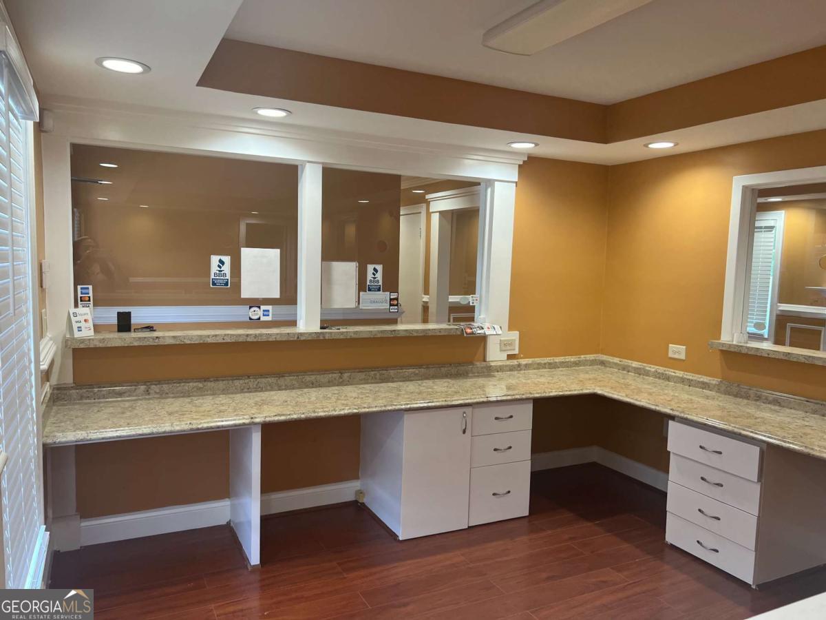 465 Beaver Ruin Road Lilburn, GA 30047 - Photo 11 of 49