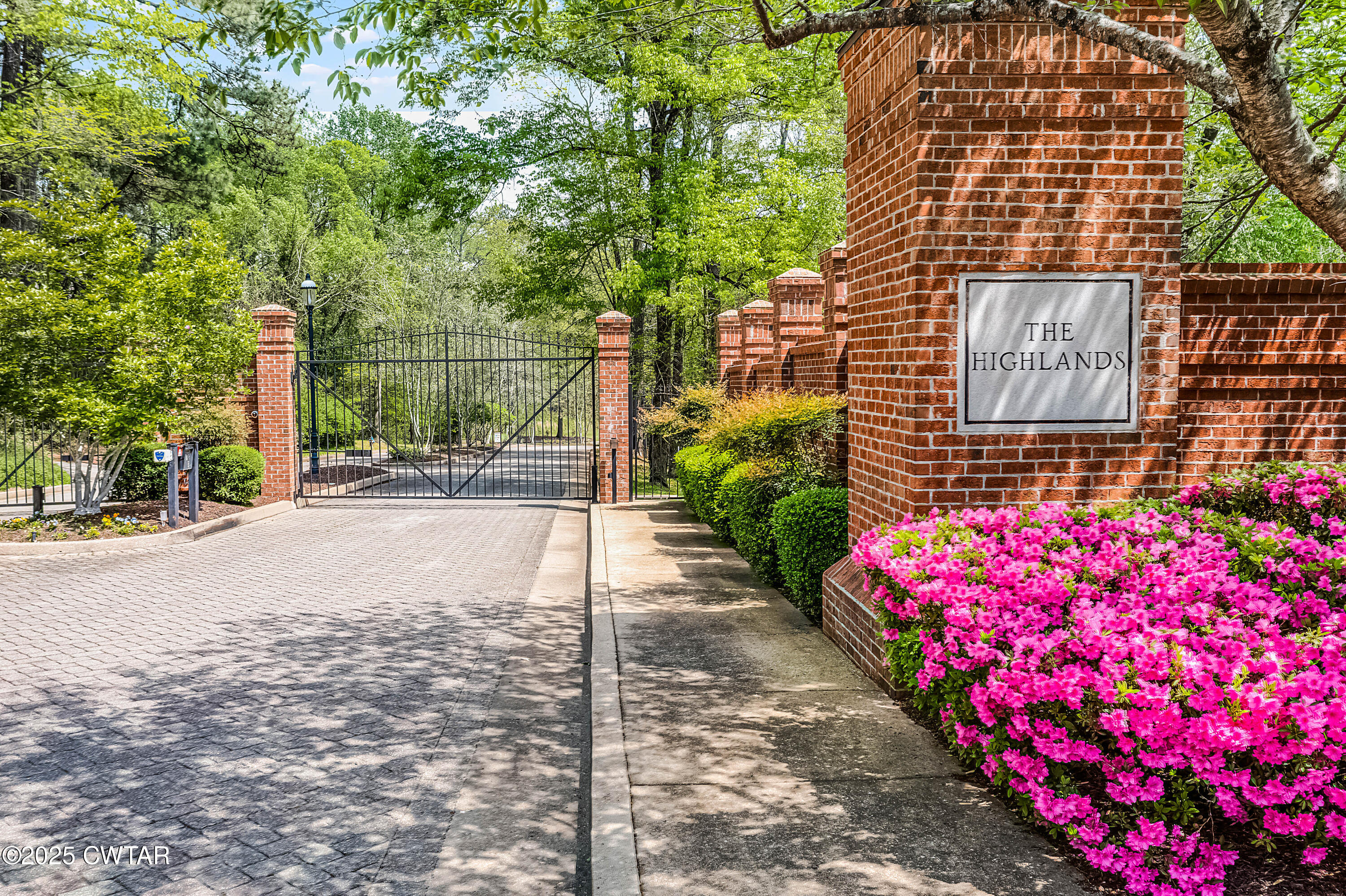 11 Frankland Avenue Jackson, TN 38301 - Photo 1 of 14