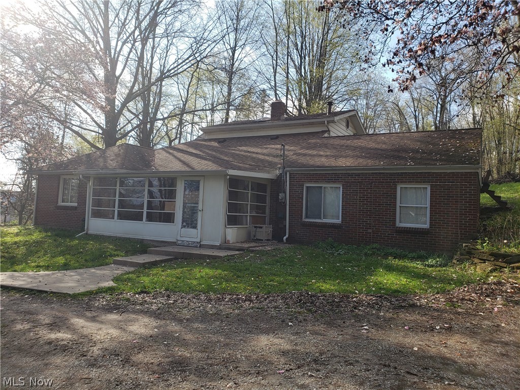 8439 Wadsworth Road Wadsworth, OH 44281 - Photo 1 of 12 Gallery Image 1