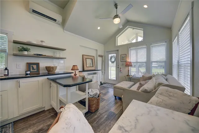 $220,000 | 440 Celebration Street, Carmine, TX 78932