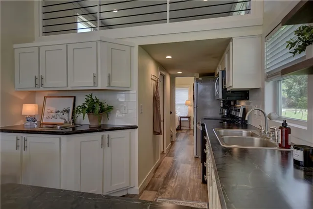 $220,000 | 440 Celebration Street, Carmine, TX 78932