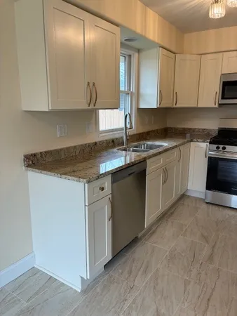 $365,000 | 15842 Lavergne Avenue, Oak Forest, IL 60452