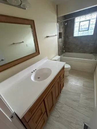 $365,000 | 15842 Lavergne Avenue, Oak Forest, IL 60452