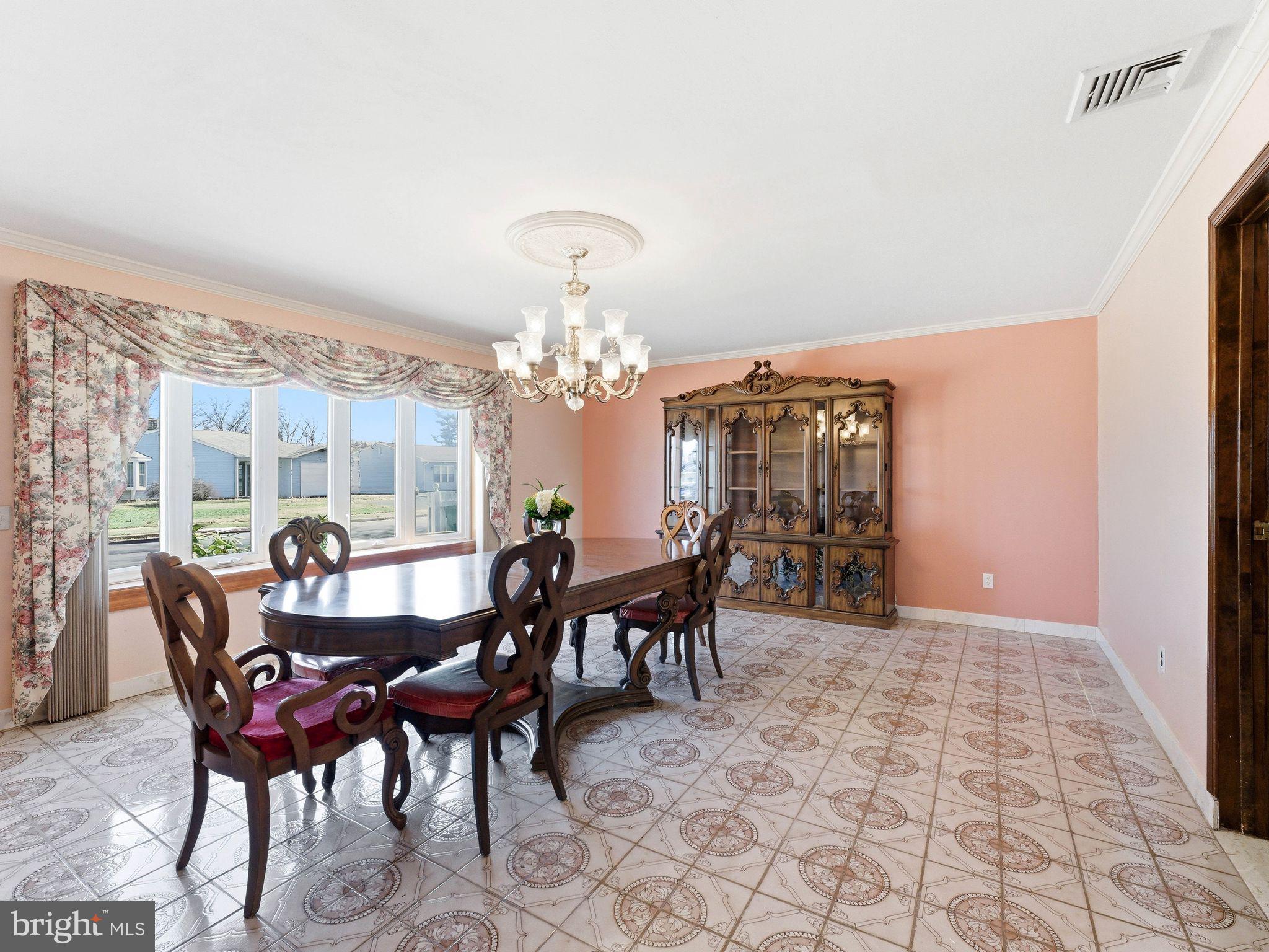 77 Gaping Rock Road Levittown, PA 19057 - Photo 11 of 39 Spacious Dining Room