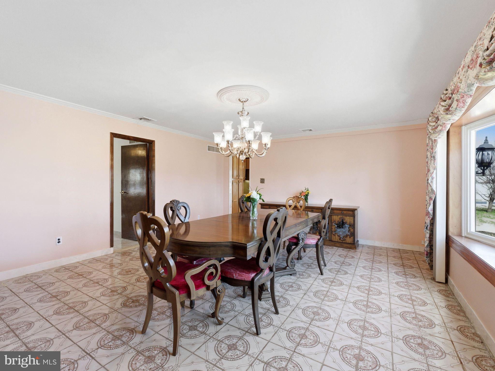 77 Gaping Rock Road Levittown, PA 19057 - Photo 12 of 39