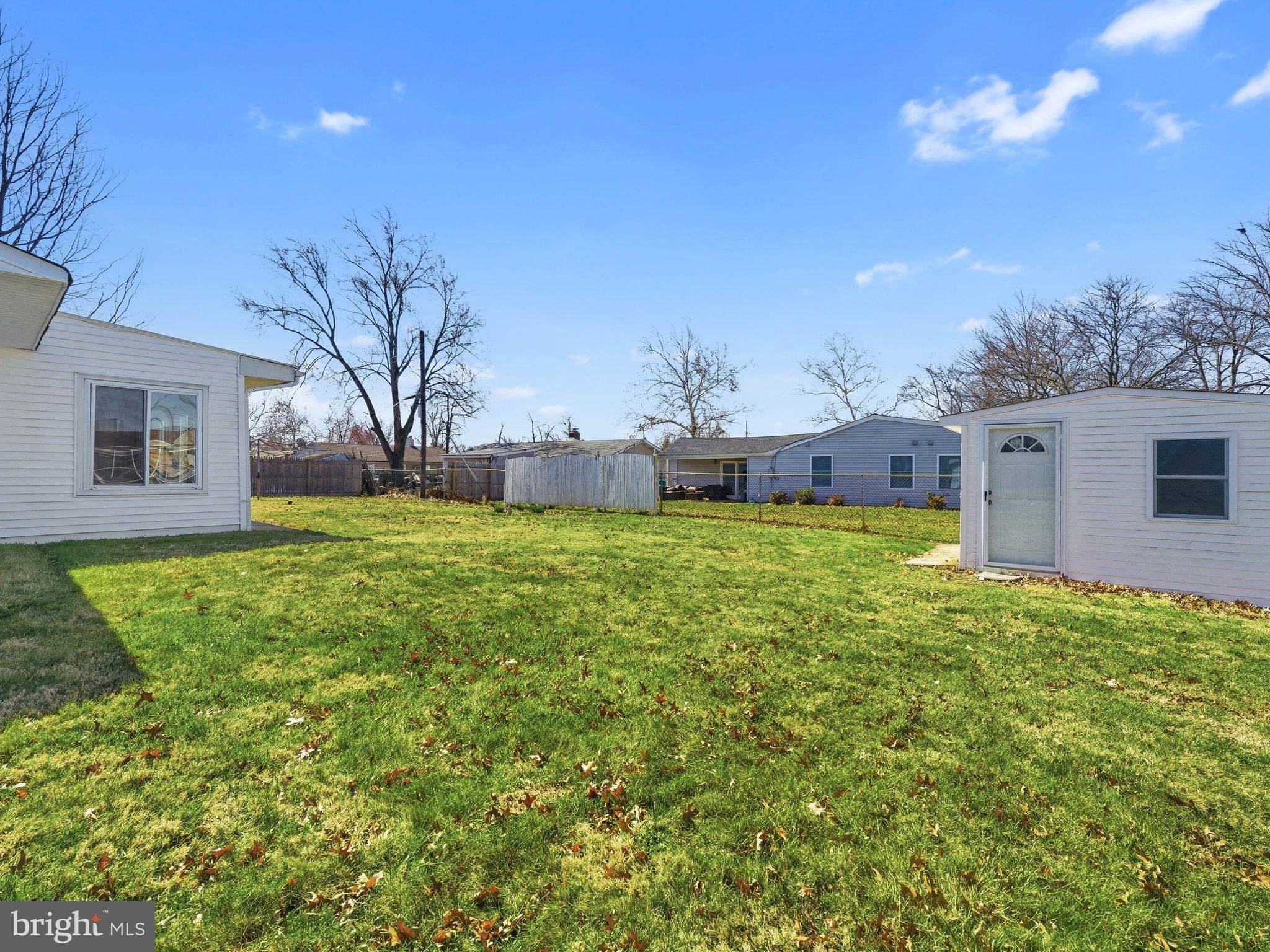 77 Gaping Rock Road Levittown, PA 19057 - Photo 30 of 39