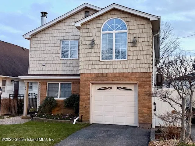 $988,888 | 764 Katan Avenue | Eltingville