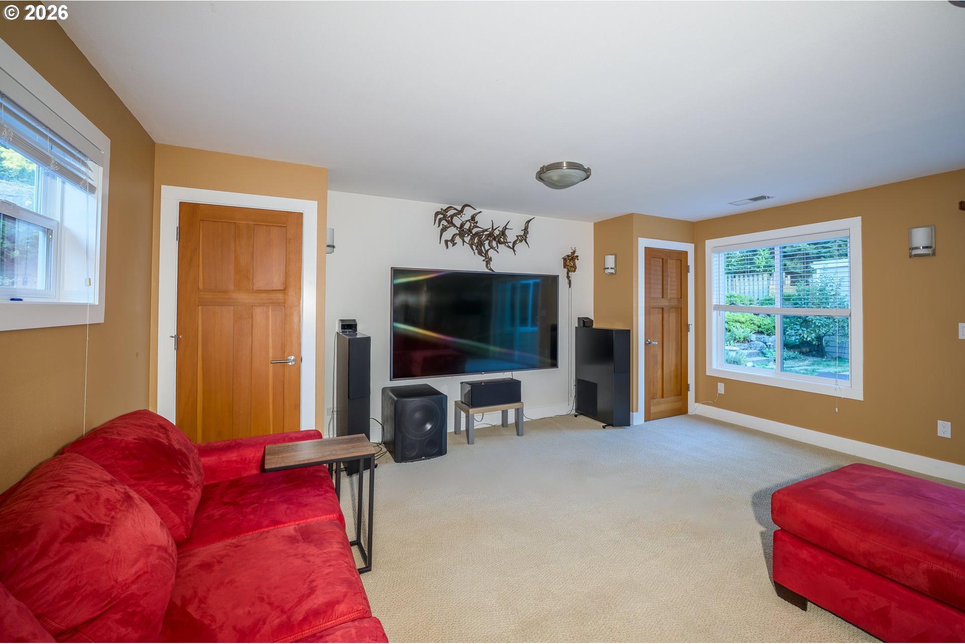 1334 Southwest 57th Avenue Portland, OR 97221 - Photo 14 of 40 Gallery Image 14