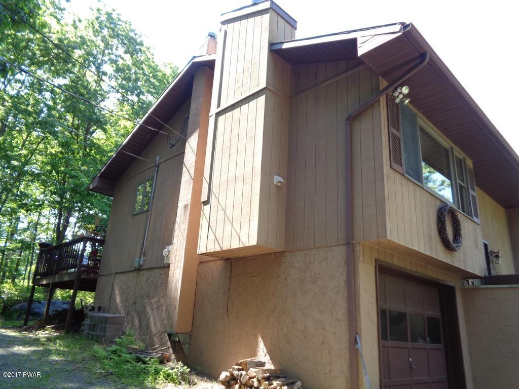 127 Mountain View Road Greeley, PA 18425 - Photo 11 of 36 12 Side View