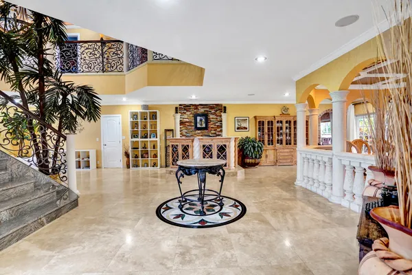 $30,000 | 600 Circle Drive, Pompano Beach, FL 33062