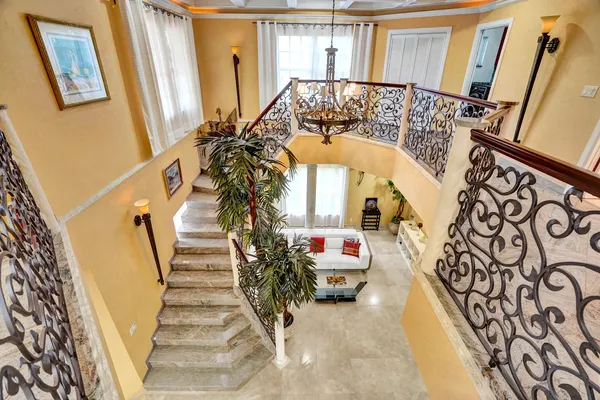 $30,000 | 600 Circle Drive, Pompano Beach, FL 33062