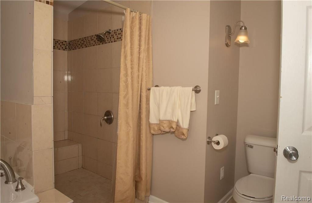 1190 South Gale Road Davison, MI 48423 - Photo 25 of 32