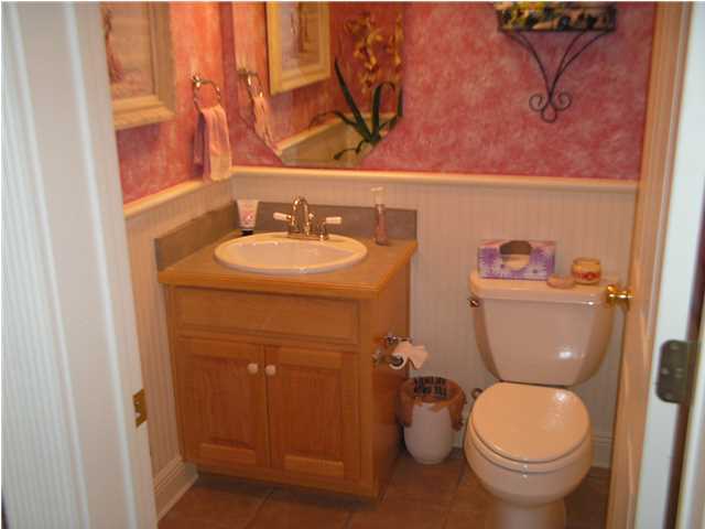 107 Rue Caribe Miramar Beach, FL 32550 - Photo 36 of 39 Half Bath in Hallway on Main Level
