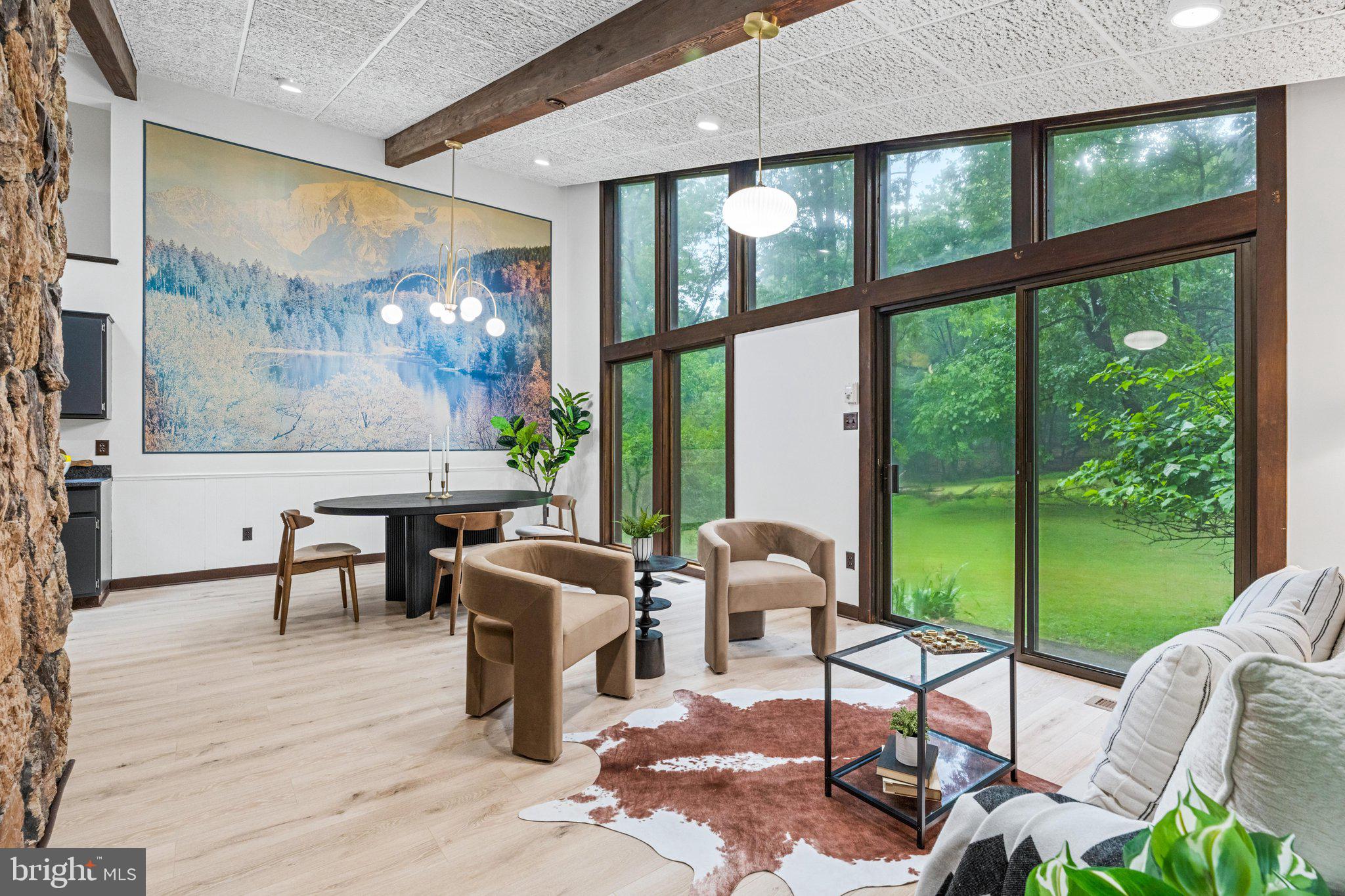 6422 C Quinn Road Frederick, MD 21701 - Photo 5 of 28 floor to ceiling windows
