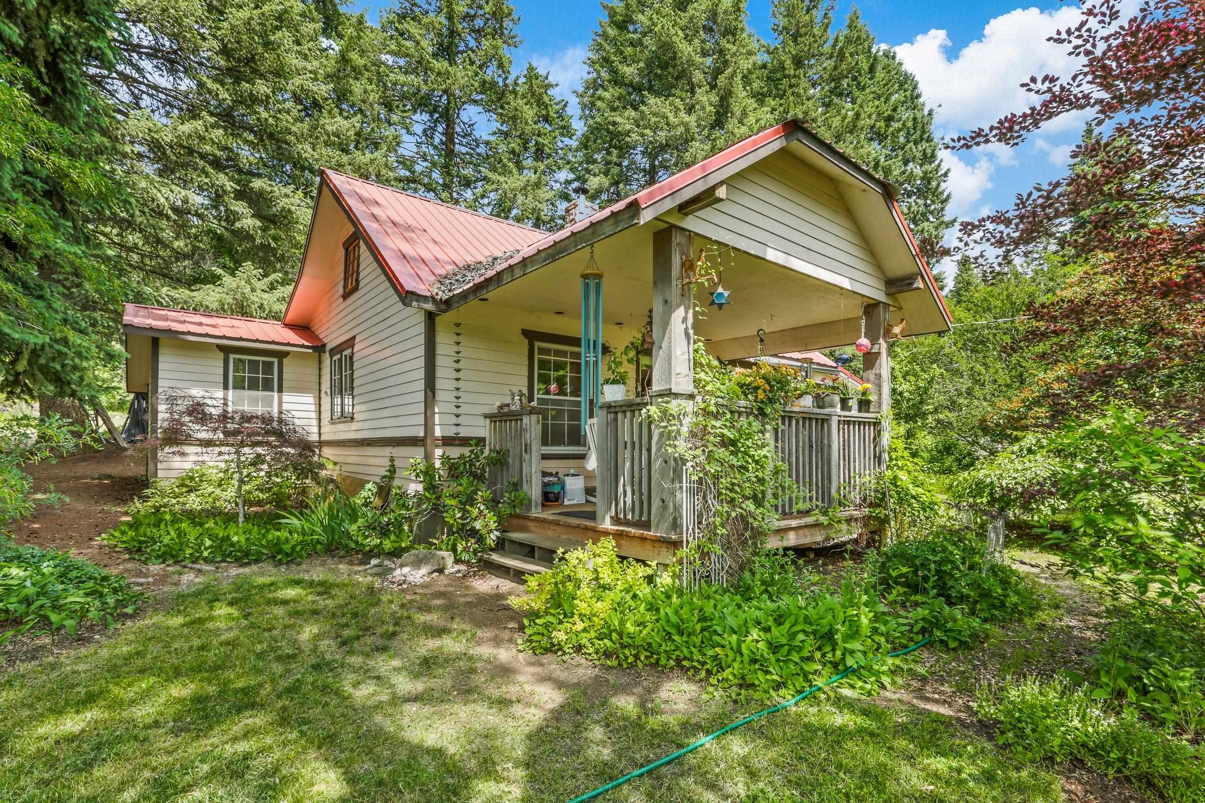 11 Camden Road Elk, WA 99009 - Photo 1 of 20
