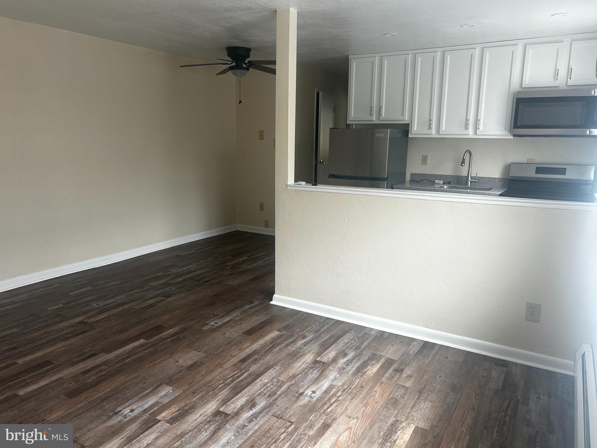 120 North Penn Street, Unit B6 Spring City, PA 19475 - Photo 3 of 9