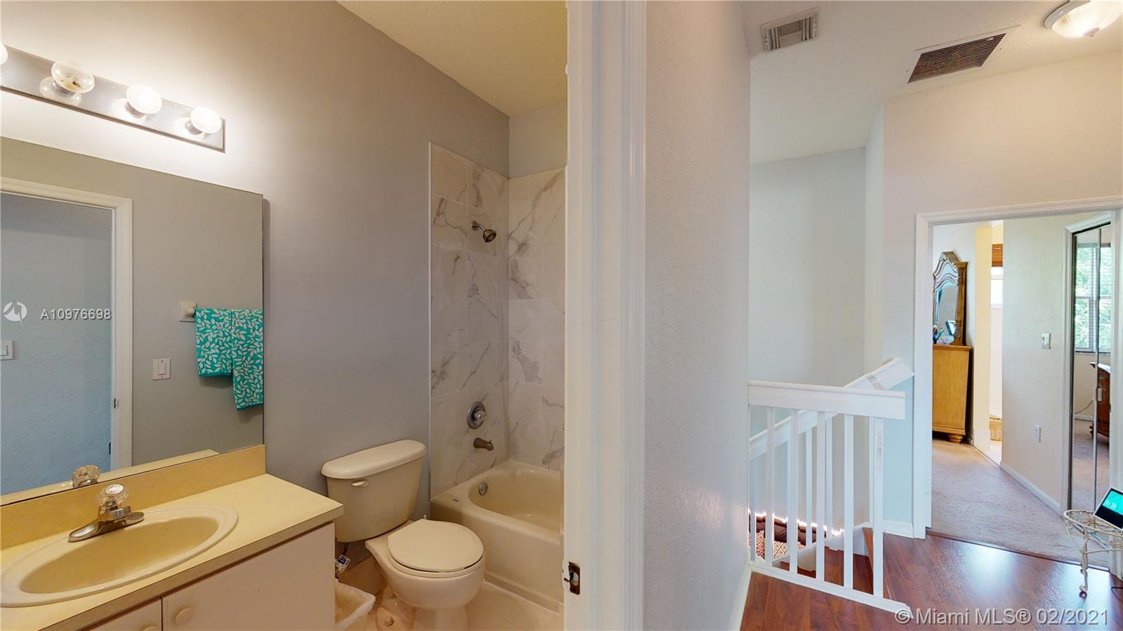6351 Southwest 164th Path Miami, FL 33193 - Photo 14 of 23 Gallery Image 14